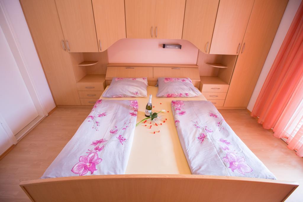 Apartments Dunja Piric Lopar Room photo