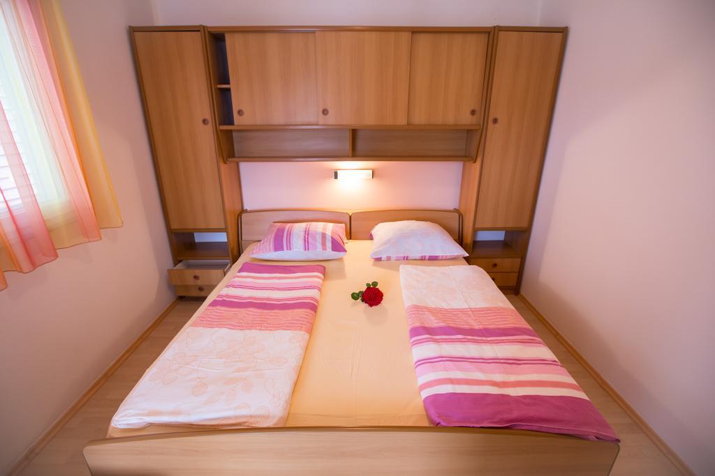 Apartments Dunja Piric Lopar Room photo
